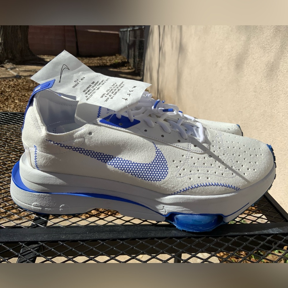 Nike Air Zoom Type SE White and Royal Blue Athletic Shoes